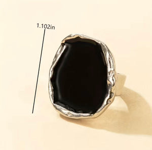 Black Retro Chunky Ring