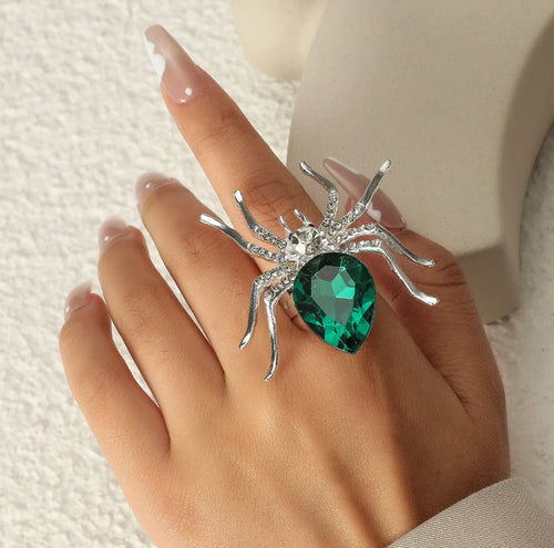 Emerald Widow Ring
