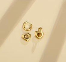 Load image into Gallery viewer, Golden Heart Earrings
