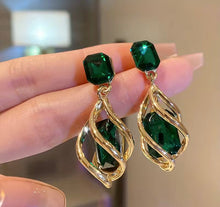 Load image into Gallery viewer, Esmeralda Earrings