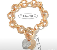 Load image into Gallery viewer, Alice Hearts Bracelet