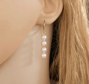 Freshwater Irregular Pearls Earrings Collection