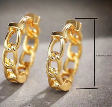 Load image into Gallery viewer, Mini Chain link earrings