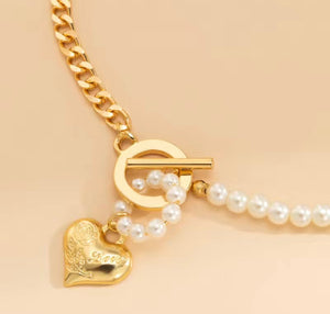 Samantha Gold Heart Necklace