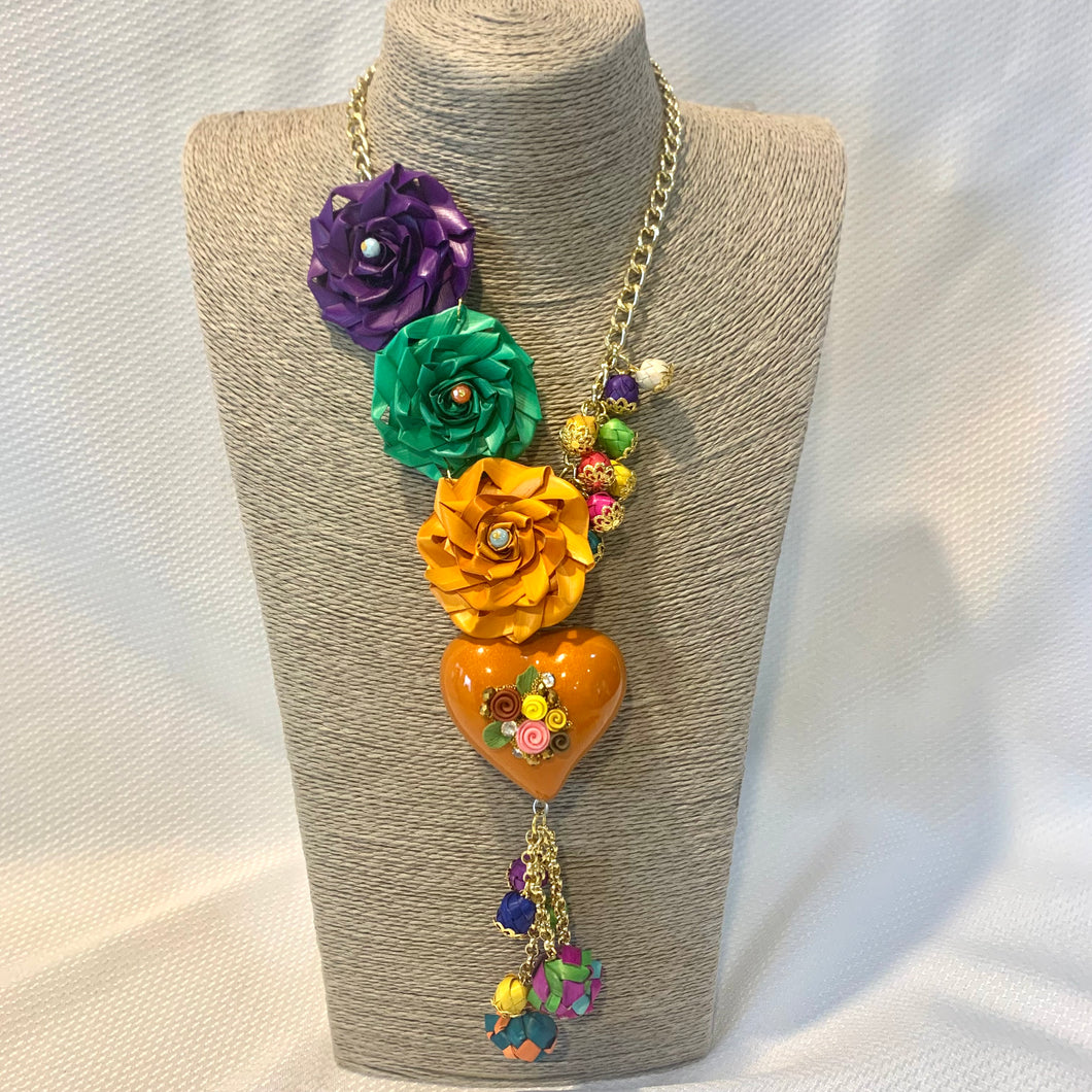 HEART & FLOWERS NECKLACE