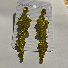 Load image into Gallery viewer, Yellow gold earrings