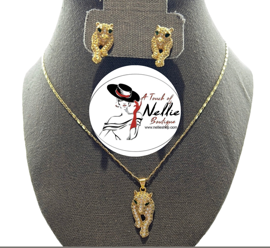 Cheetah Necklace Set