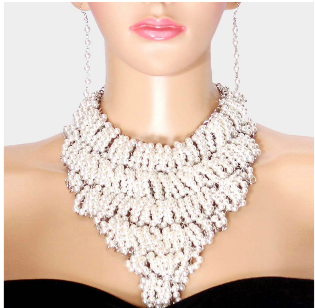 Pearl bib necklace set
